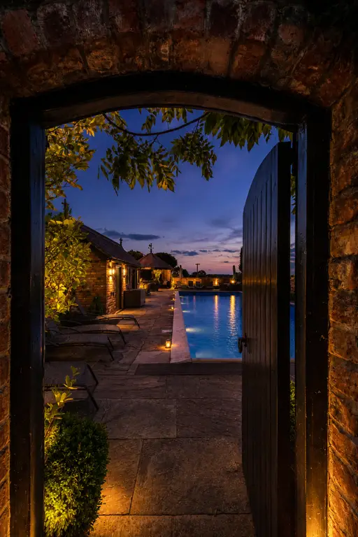 Curated luxury retreat space
